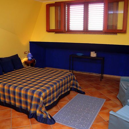 Dolianova Bb Doliahouse Bed & Breakfast 部屋 写真