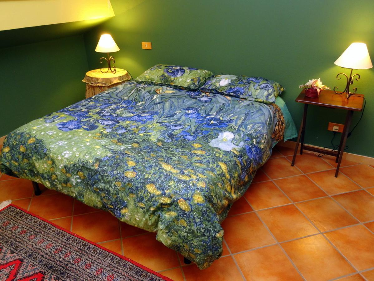 Dolianova Bb Doliahouse Bed & Breakfast 部屋 写真